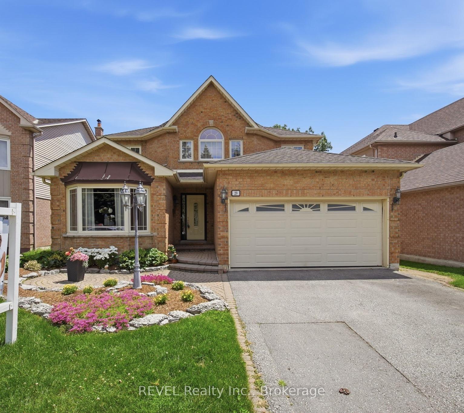 29-stratton-crescent-whitby-ontario-e13796176