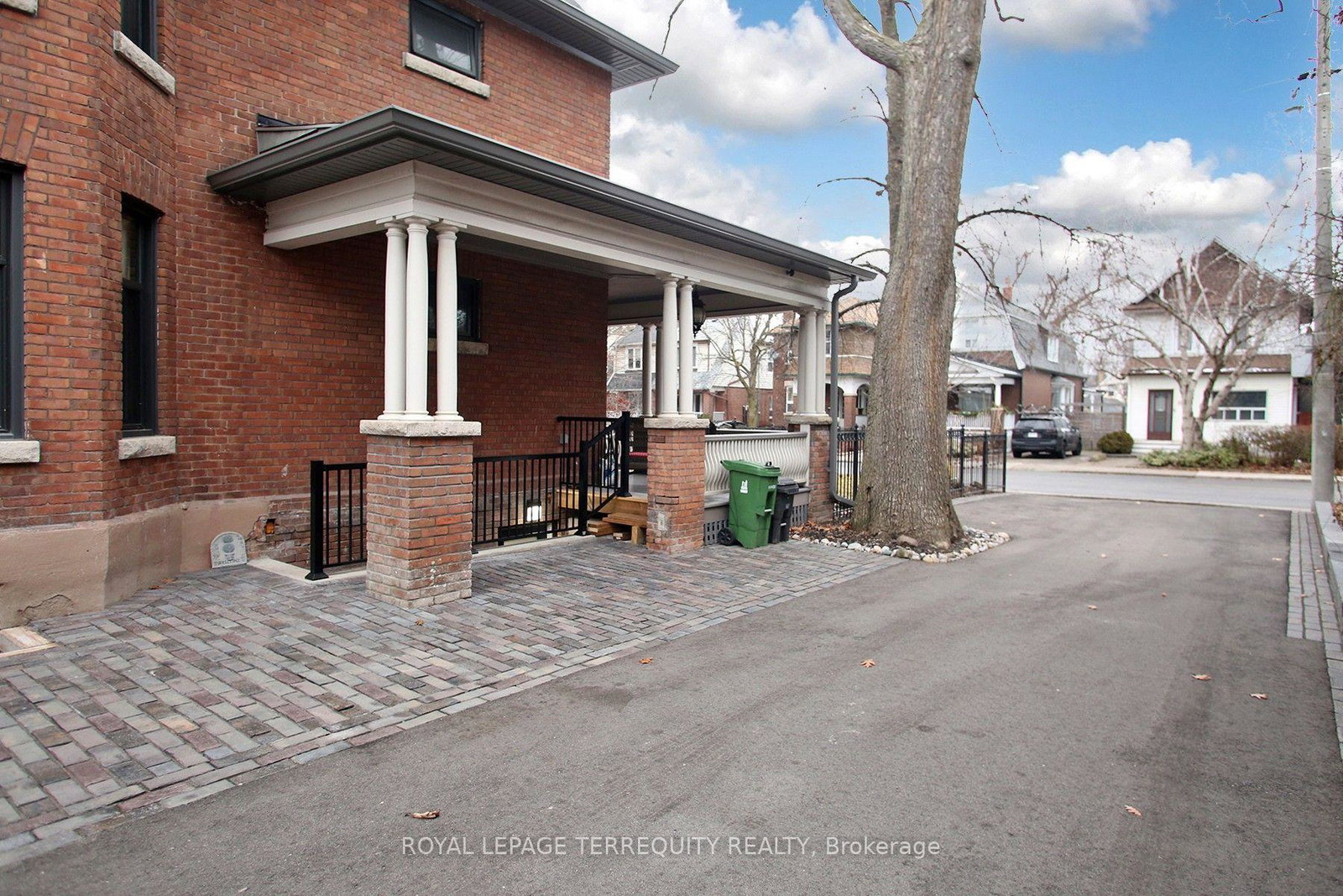 354-main-street-toronto-east-york-ontario-e13796252