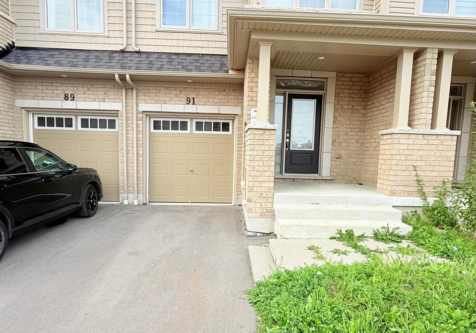 91-air-dancer-crescent-oshawa-ontario-e13796522