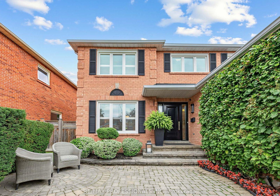 1025-moorelands-crescent-pickering-ontario-e13796678