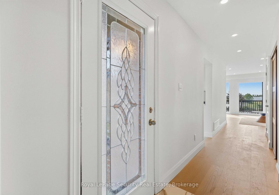 1177-tanzer-court-pickering-ontario-e13797242