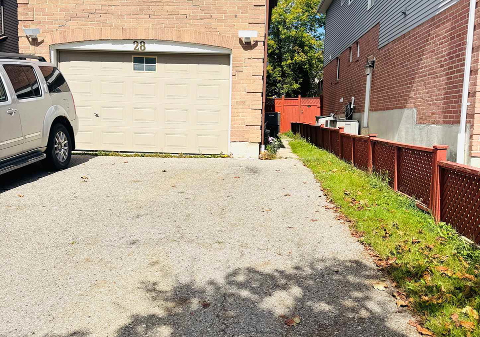28-chapman-drive-e-ajax-ontario-e13797256