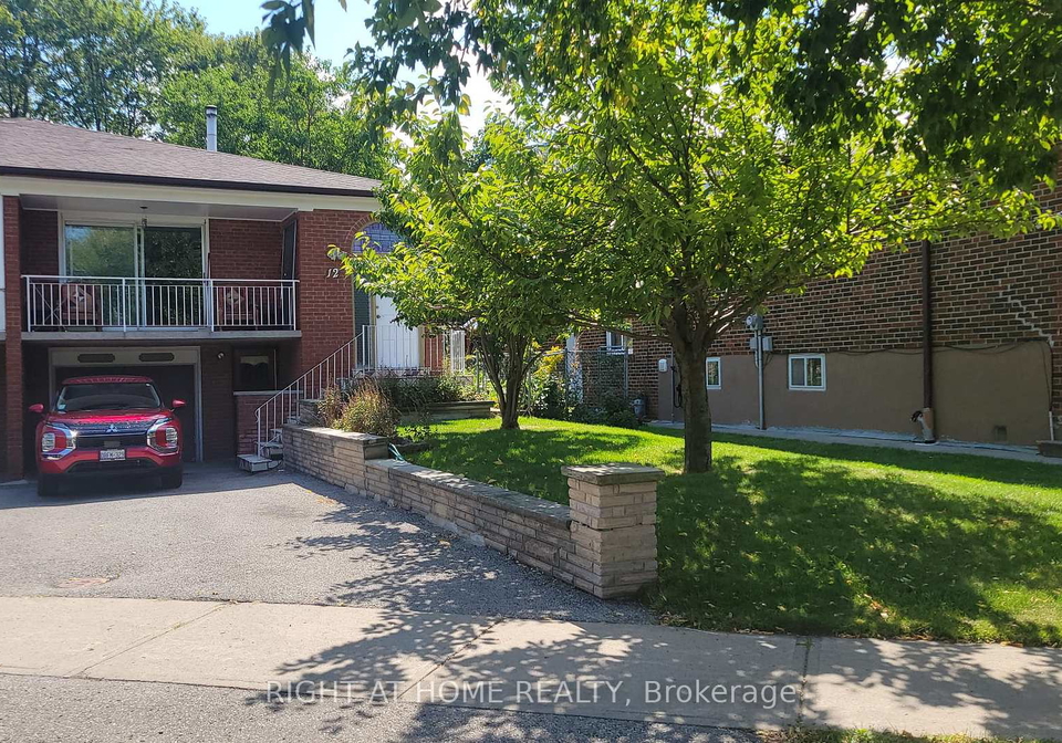 12-fairglen-avenue-toronto-scarborough-ontario-e13797836