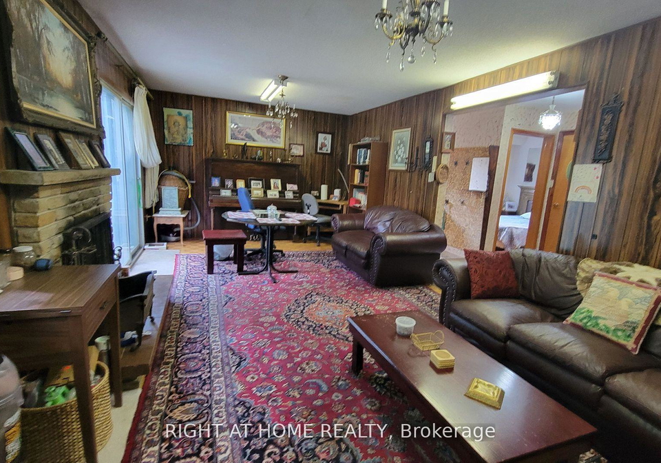 12-fairglen-avenue-toronto-scarborough-ontario-e13797836