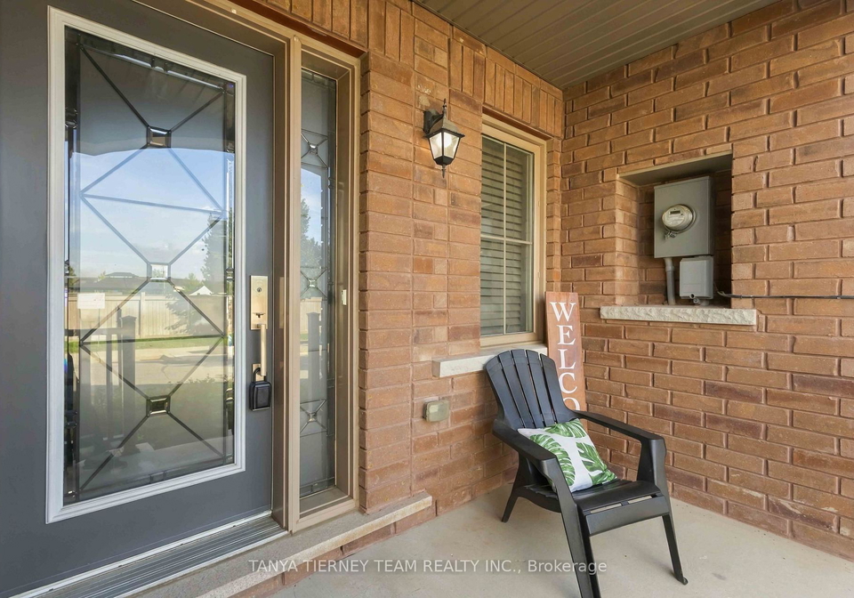 20-lambdon-way-whitby-ontario-e13798606