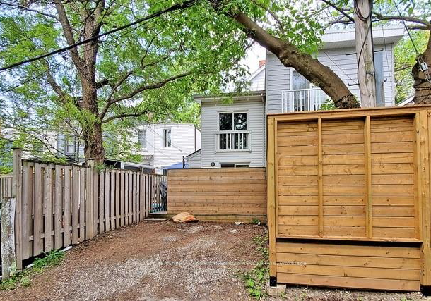 81-tiverton-avenue-toronto-toronto-ontario-e13798666