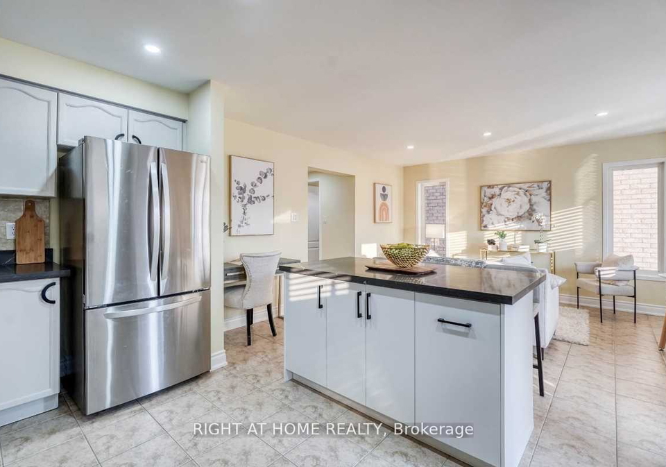 2304-winlord-place-oshawa-ontario-e13798712