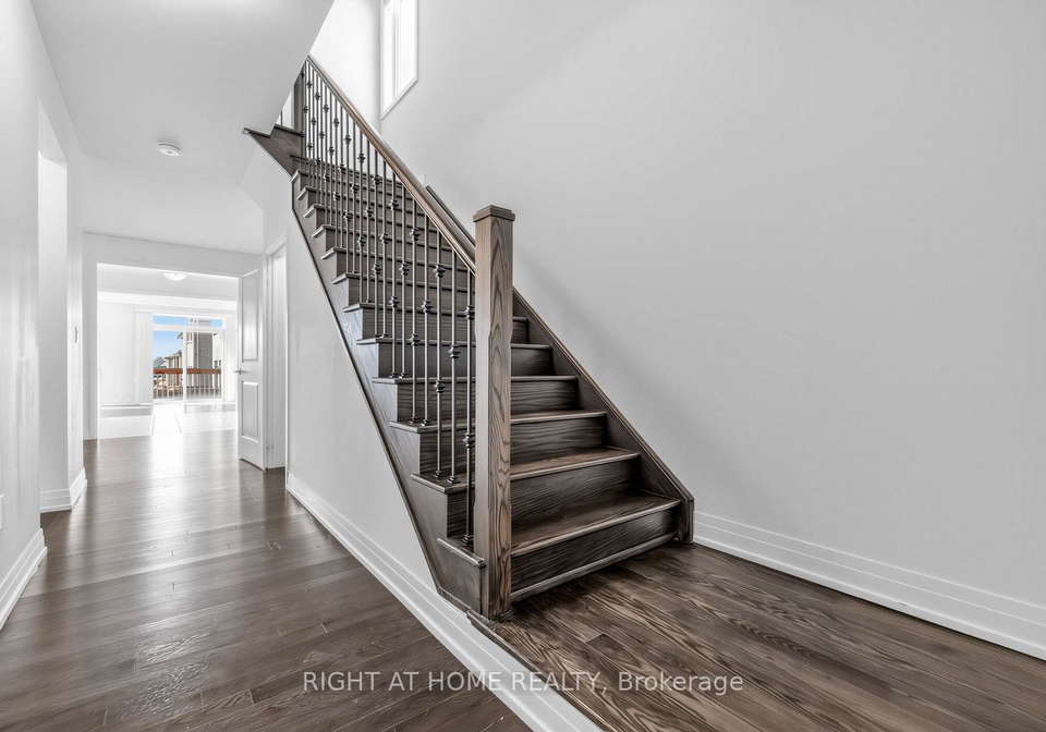 6-gillivary-drive-whitby-ontario-e13798934