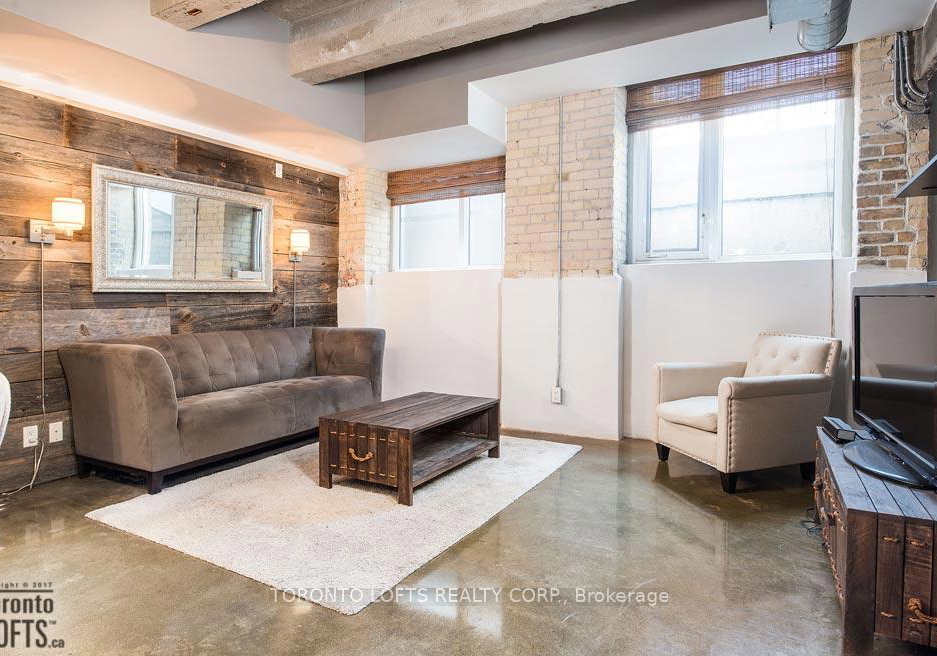 201-carlaw-avenue-toronto-toronto-ontario-e13799452