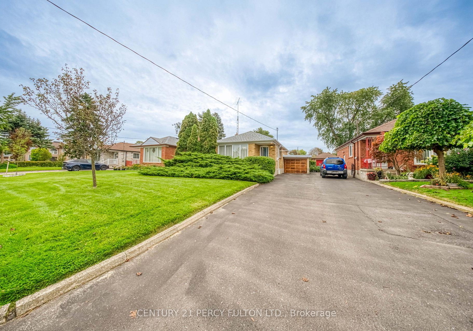 13-graylee-avenue-toronto-scarborough-ontario-e13800302