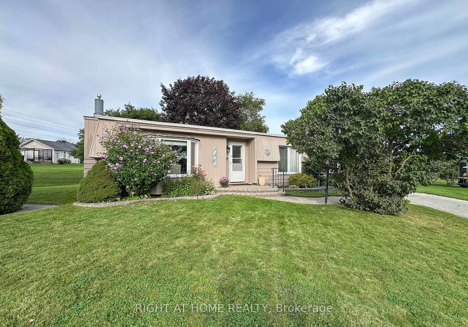 13-cornerbrook-court-clarington-ontario-e13800880