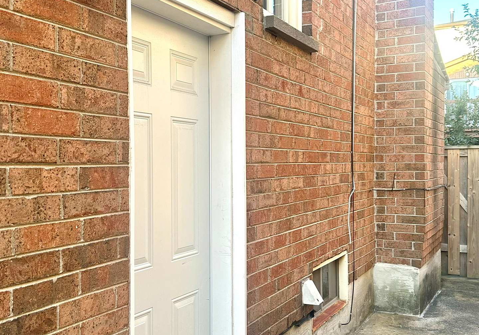 9-maresfield-drive-n-toronto-scarborough-ontario-e13801456