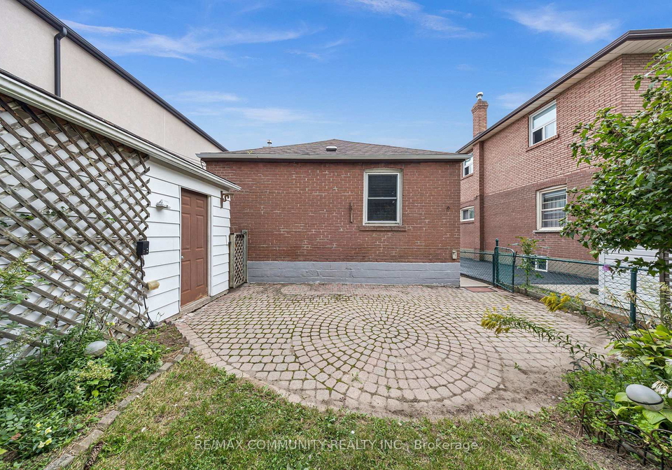50-joanith-drive-toronto-east-york-ontario-e13801636