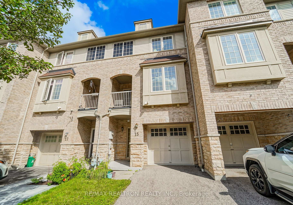 15-blunden-road-ajax-ontario-e13802334