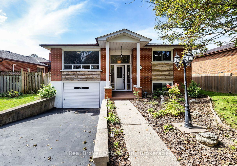 32-strike-avenue-clarington-ontario-e13802352