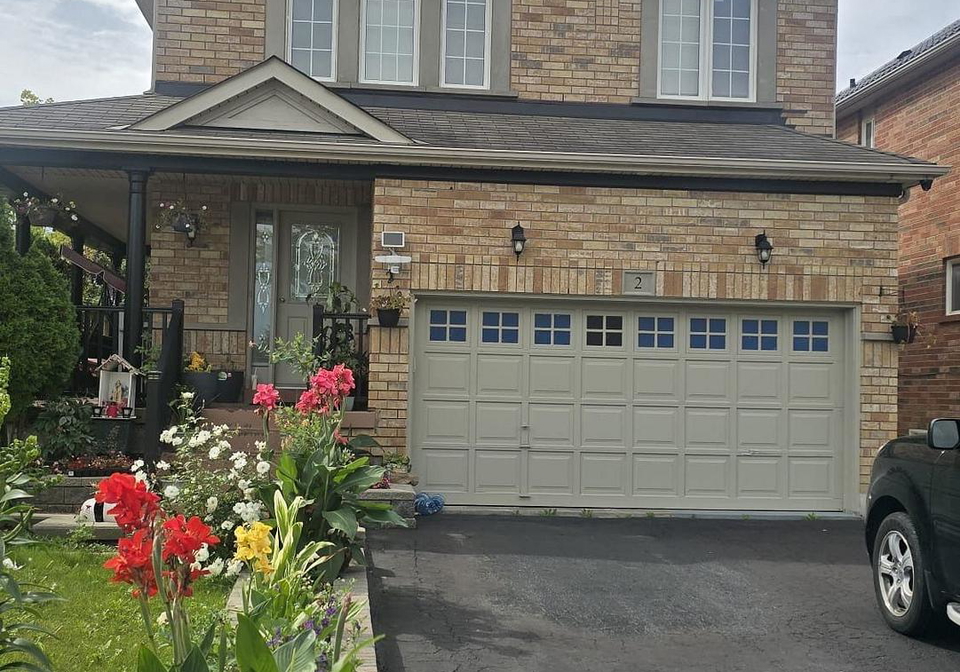 2-netherway-crescent-ajax-ontario-e13802416