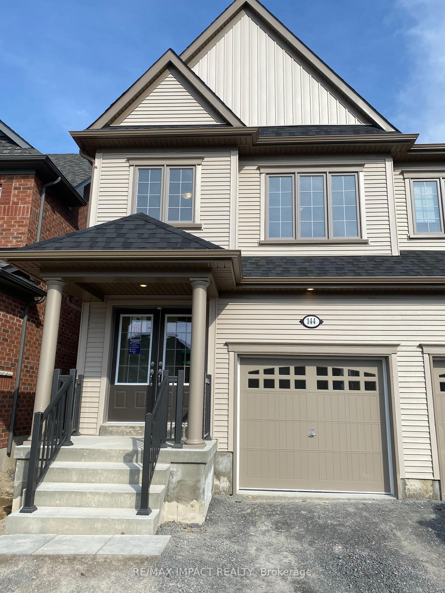 144-ice-palace-crescent-oshawa-ontario-e13803246