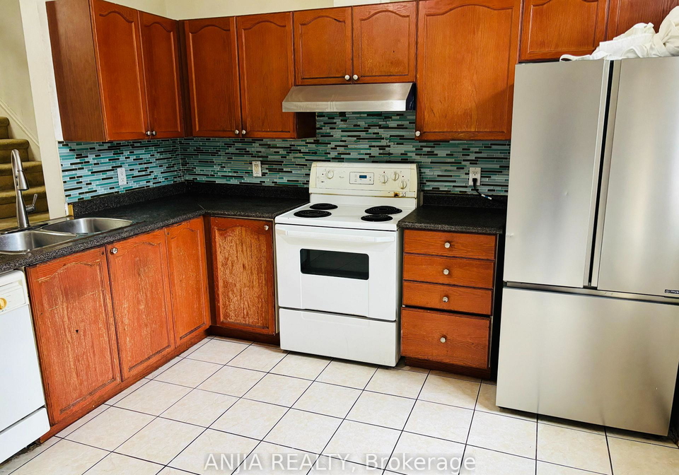 901-kennedy-road-toronto-scarborough-ontario-e13803436
