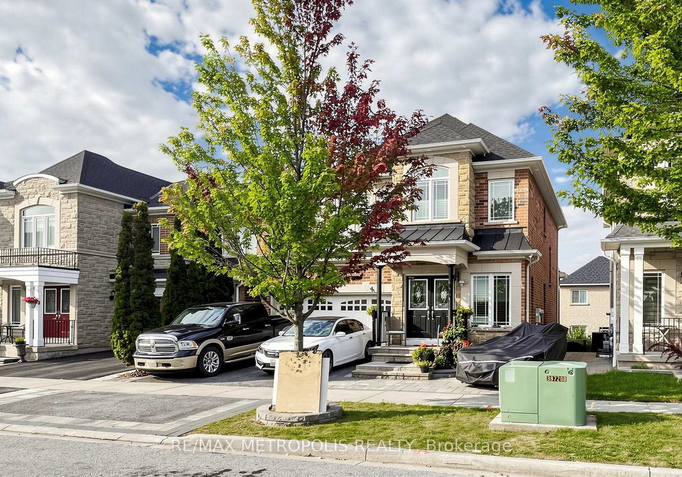67-styles-crescent-ajax-ontario-e13803536