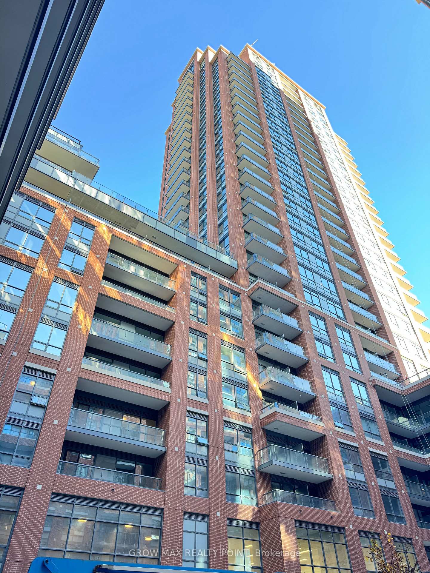 3270-sheppard-avenue-e-toronto-scarborough-ontario-e13804580