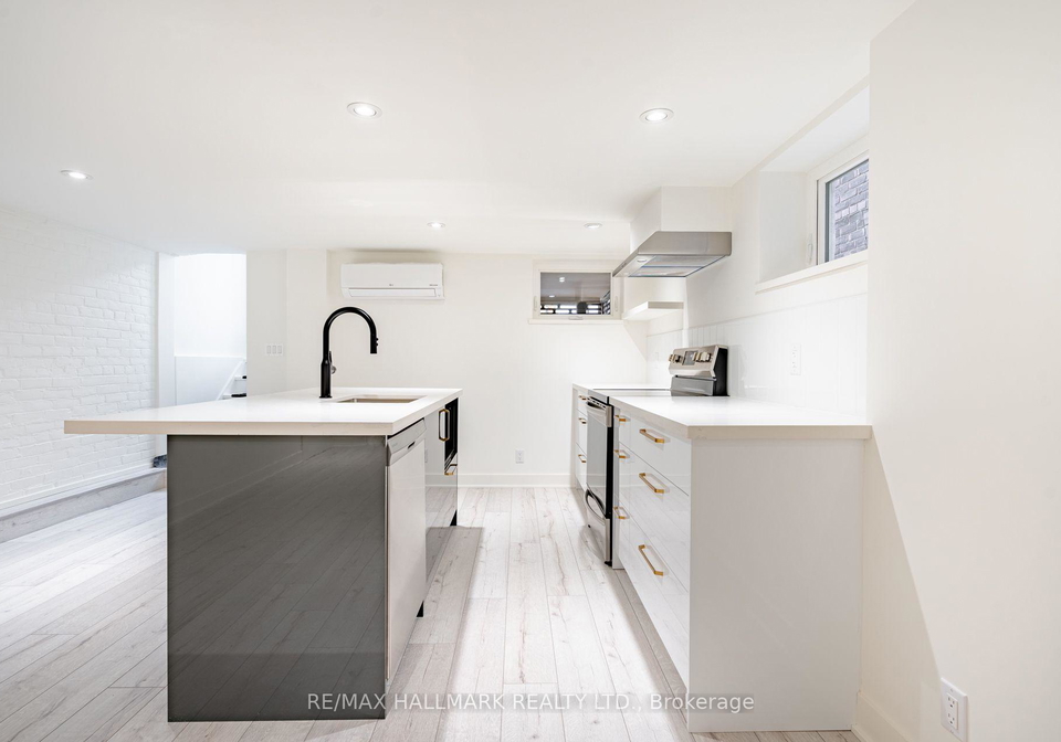 138-milverton-boulevard-toronto-east-york-ontario-e13804714