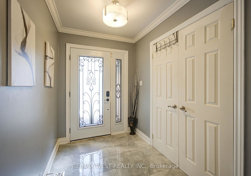 114-robert-adams-drive-clarington-ontario-e13804910