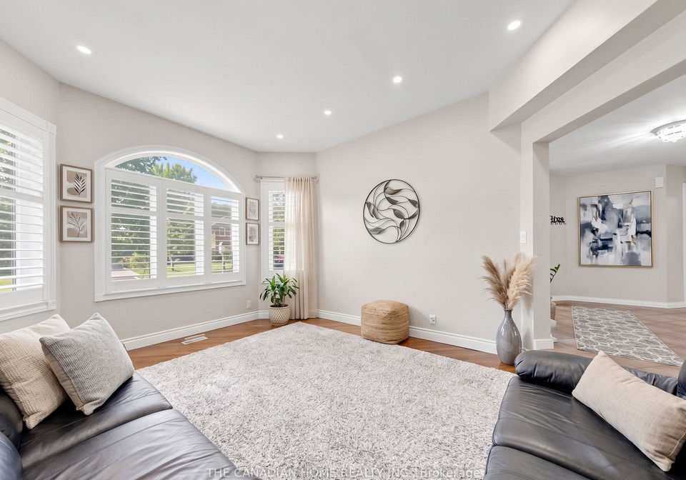 19-wigston-court-whitby-ontario-e13805512