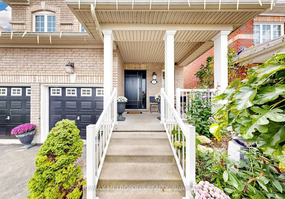 7-oceanpearl-crescent-whitby-ontario-e13805930