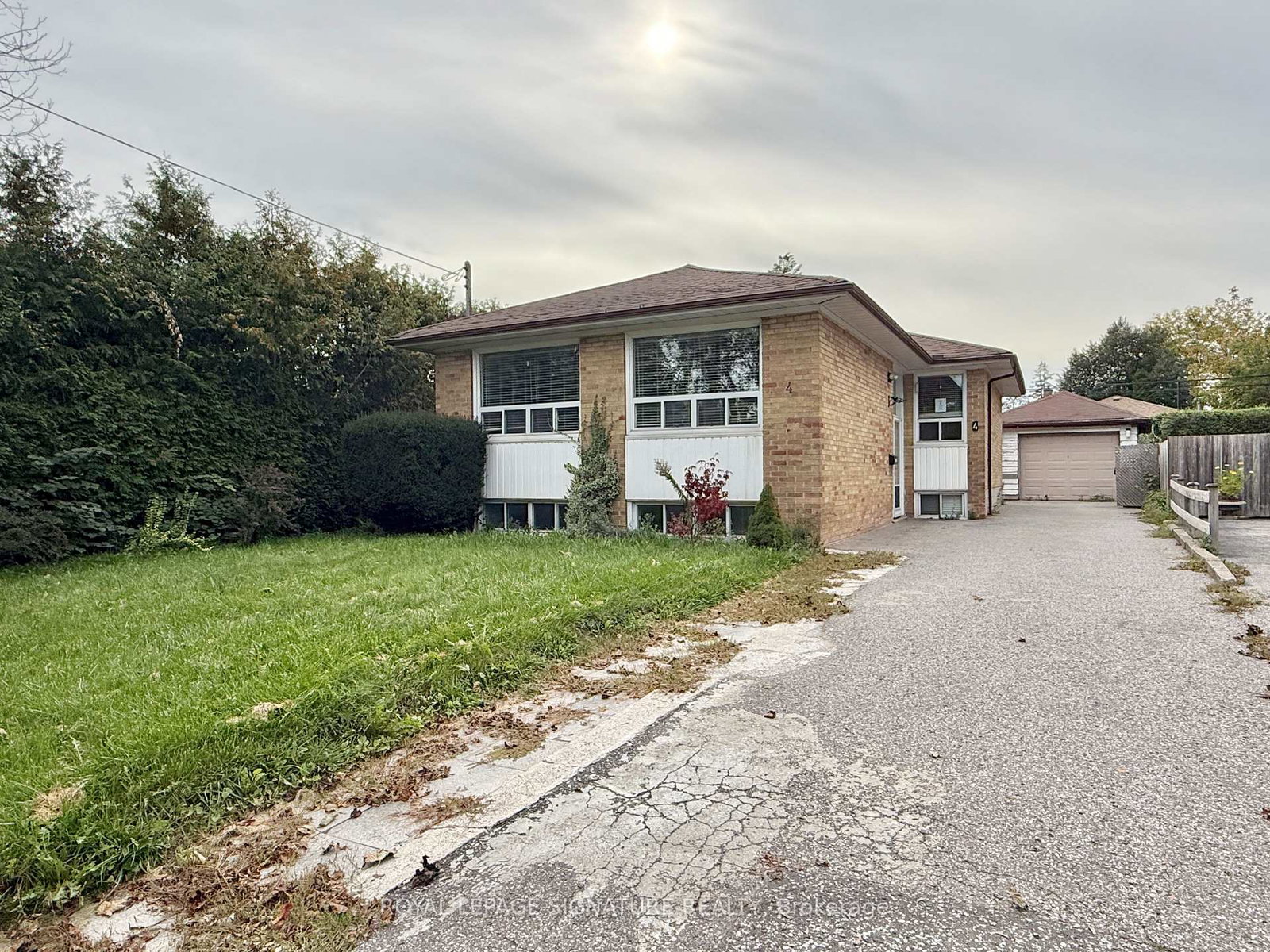 4-wantanopa-crescent-toronto-scarborough-ontario-e13806270