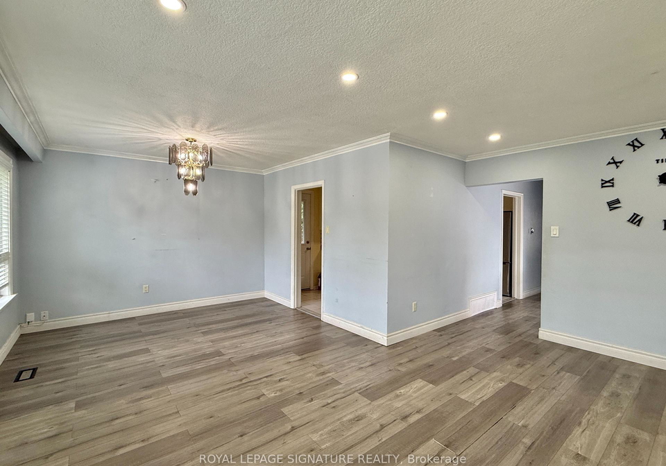 4-wantanopa-crescent-toronto-scarborough-ontario-e13806270
