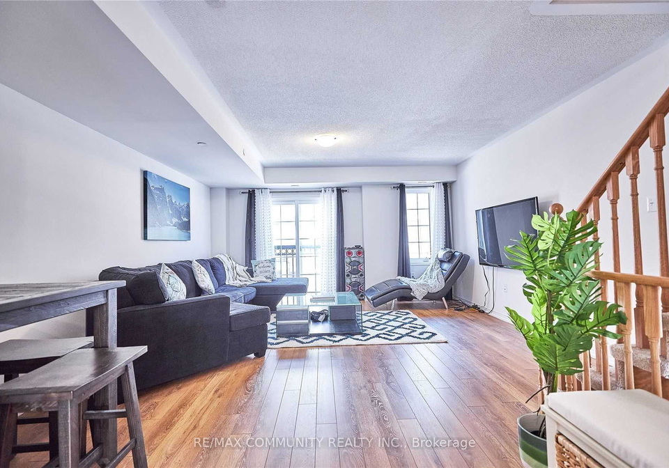 139-giboulee-path-oshawa-ontario-e13806468