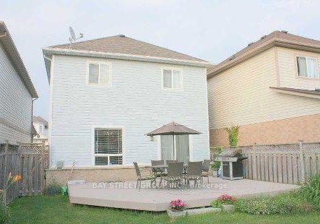 16-steamer-drive-whitby-ontario-e13806730