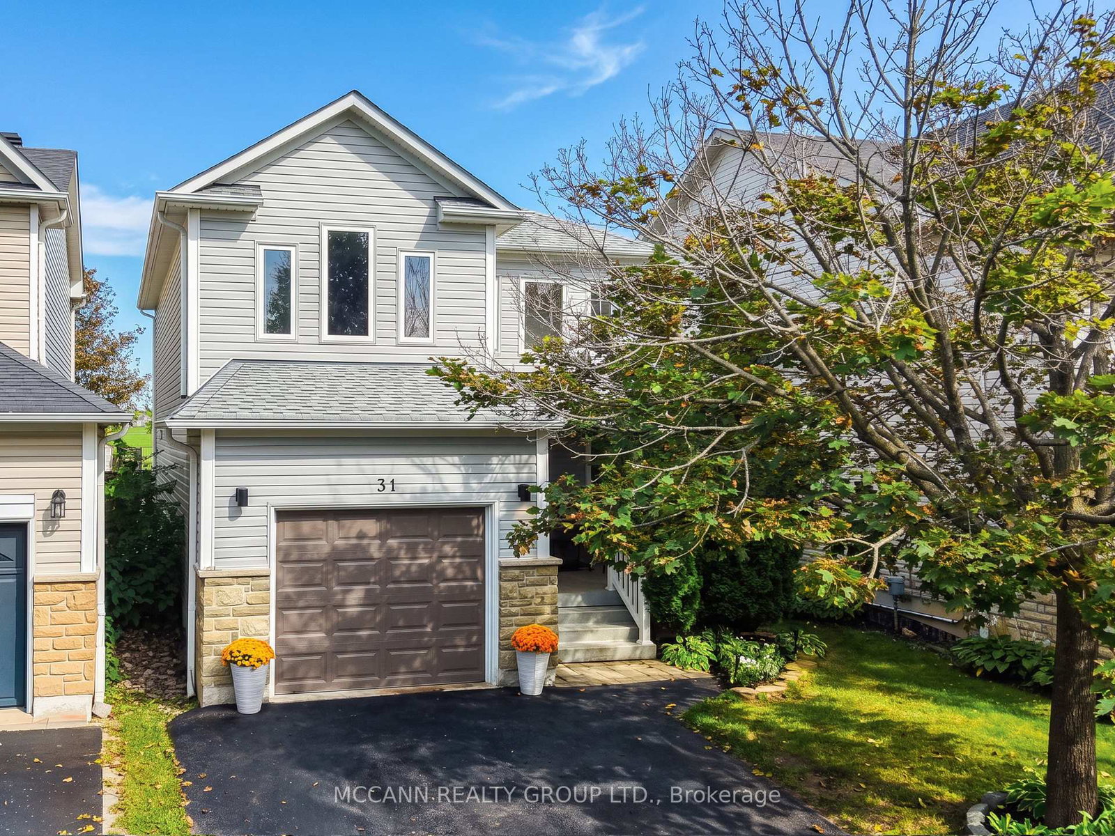 31-hatch-street-whitby-ontario-e13807398
