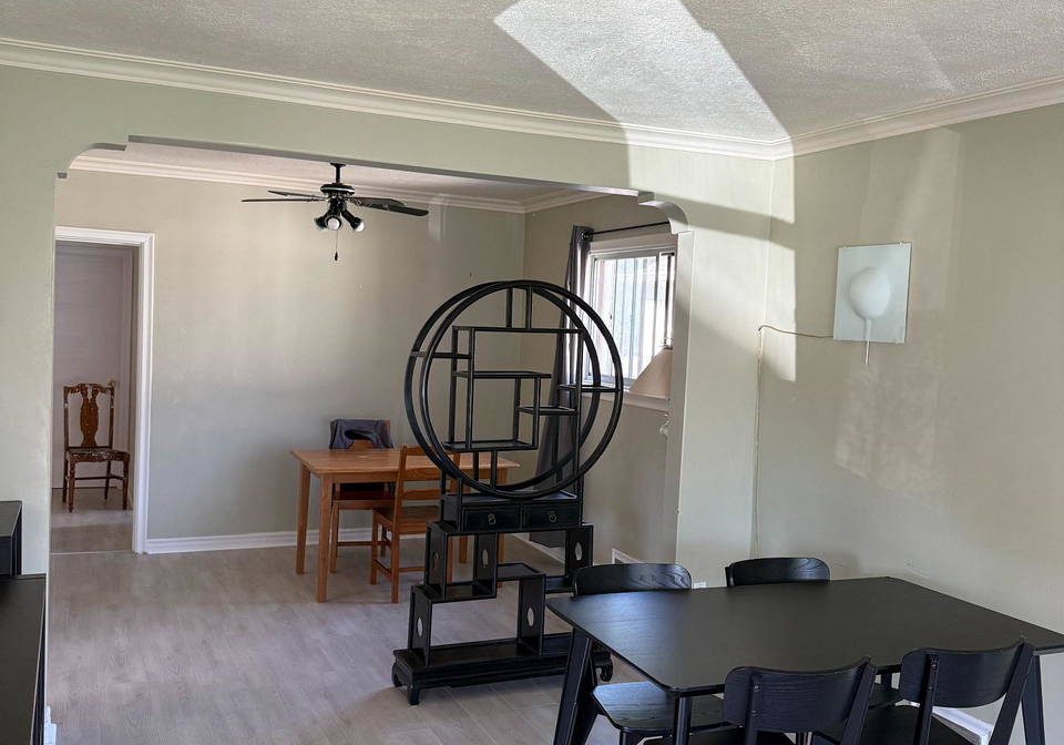 1218-warden-avenue-toronto-scarborough-ontario-e13807600