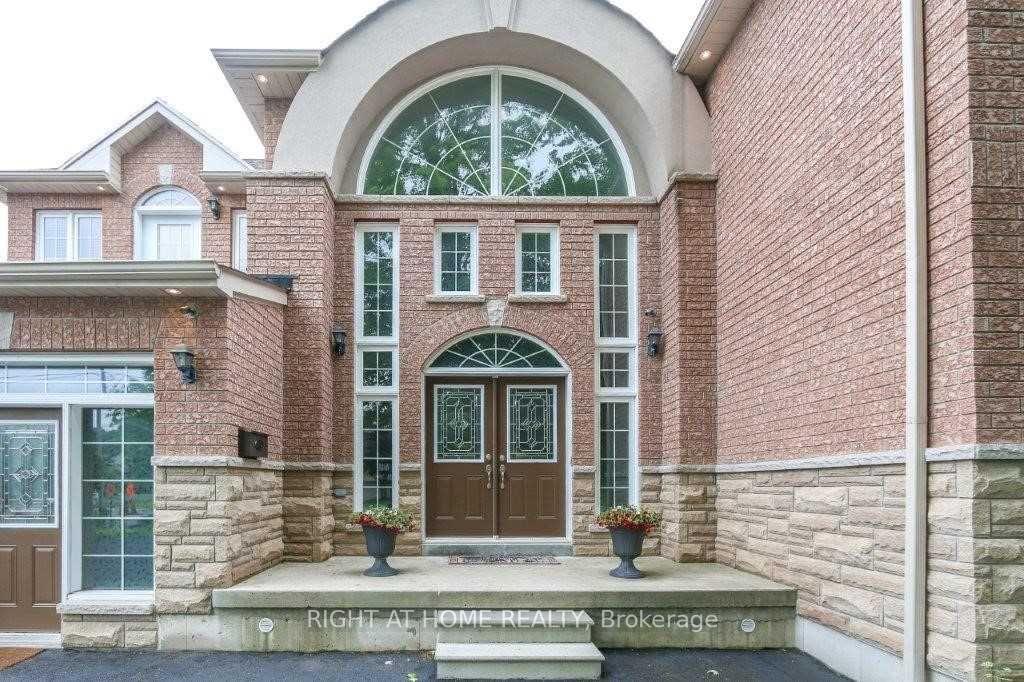 4441-lawrence-avenue-e-toronto-scarborough-ontario-e13807894