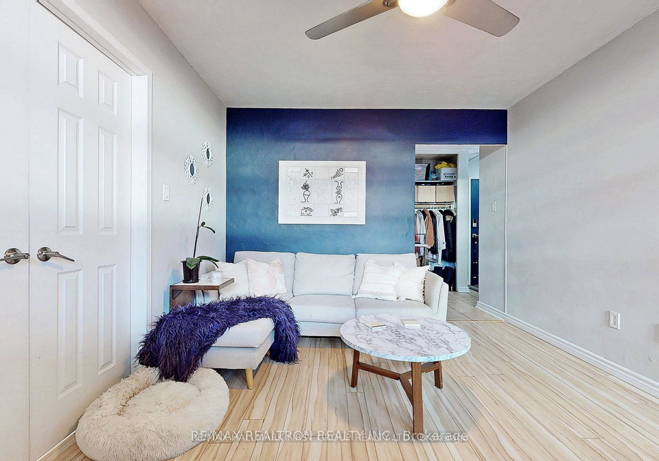 2245-eglinton-avenue-e-toronto-scarborough-ontario-e13808764