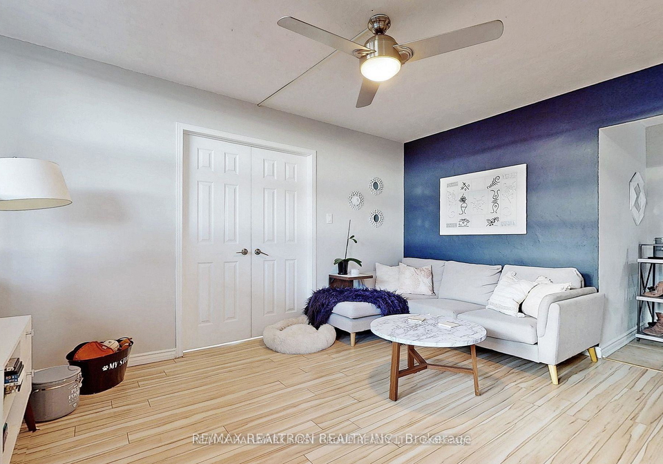 2245-eglinton-avenue-e-toronto-scarborough-ontario-e13808764
