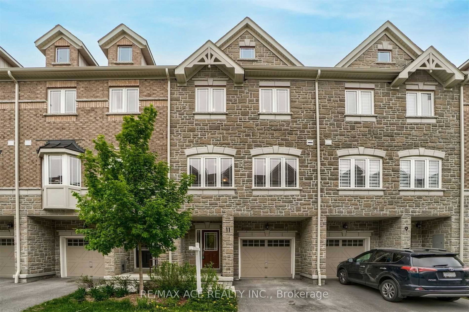 11-waterstone-way-whitby-ontario-e13809146