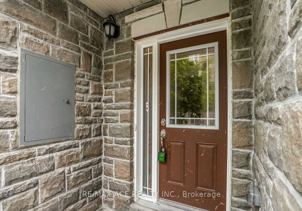11-waterstone-way-whitby-ontario-e13809146