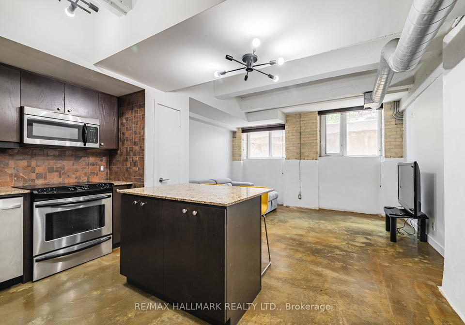 201-carlaw-avenue-toronto-toronto-ontario-e13809340