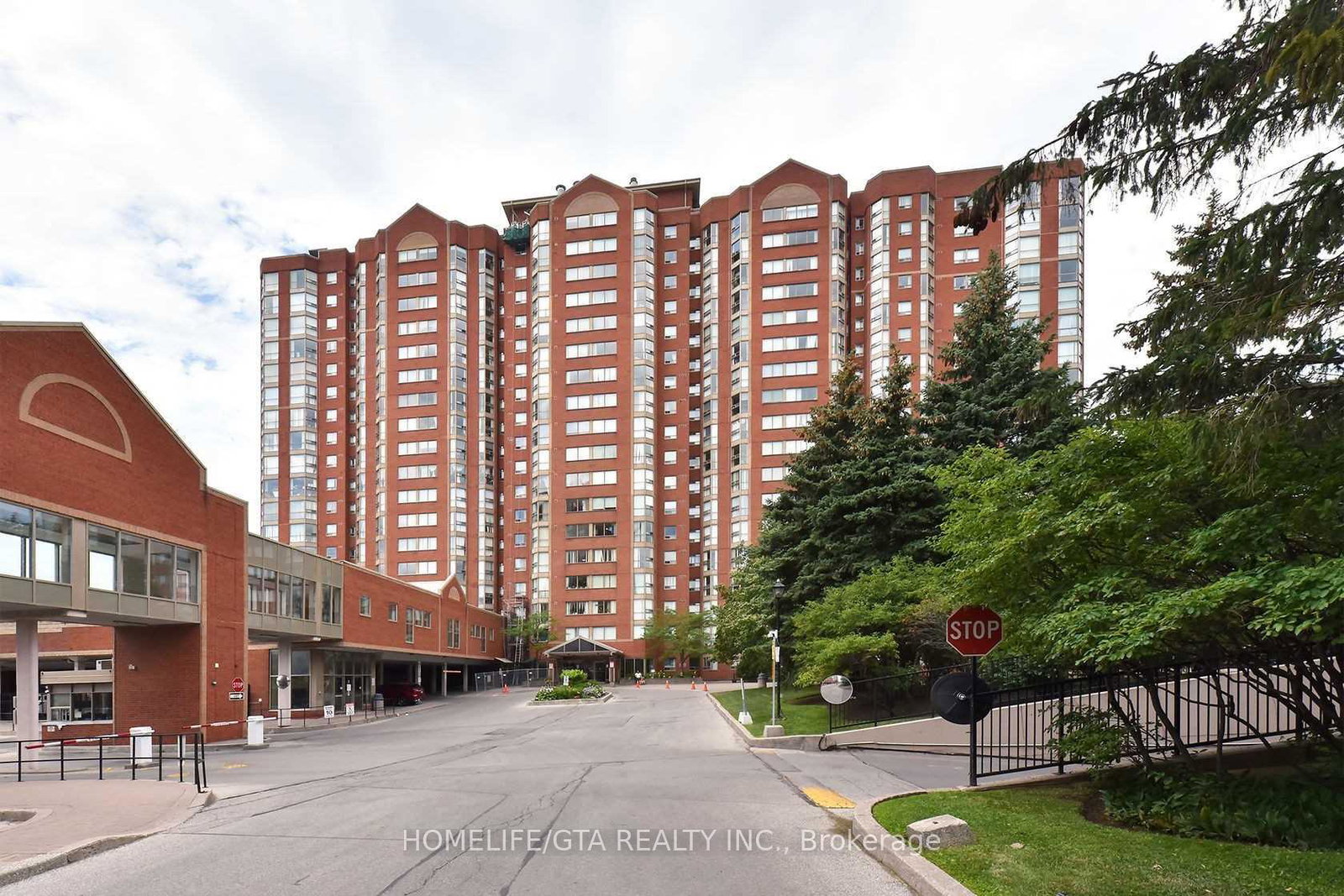 2460-eglinton-avenue-e-toronto-scarborough-ontario-e13809420