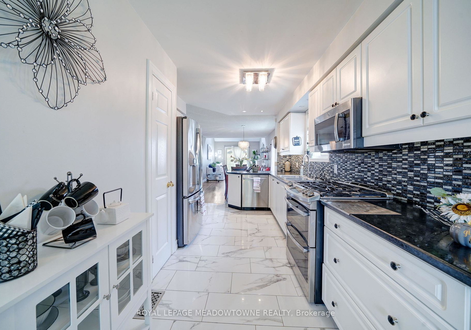 494-flagstone-court-oshawa-ontario-e13809564