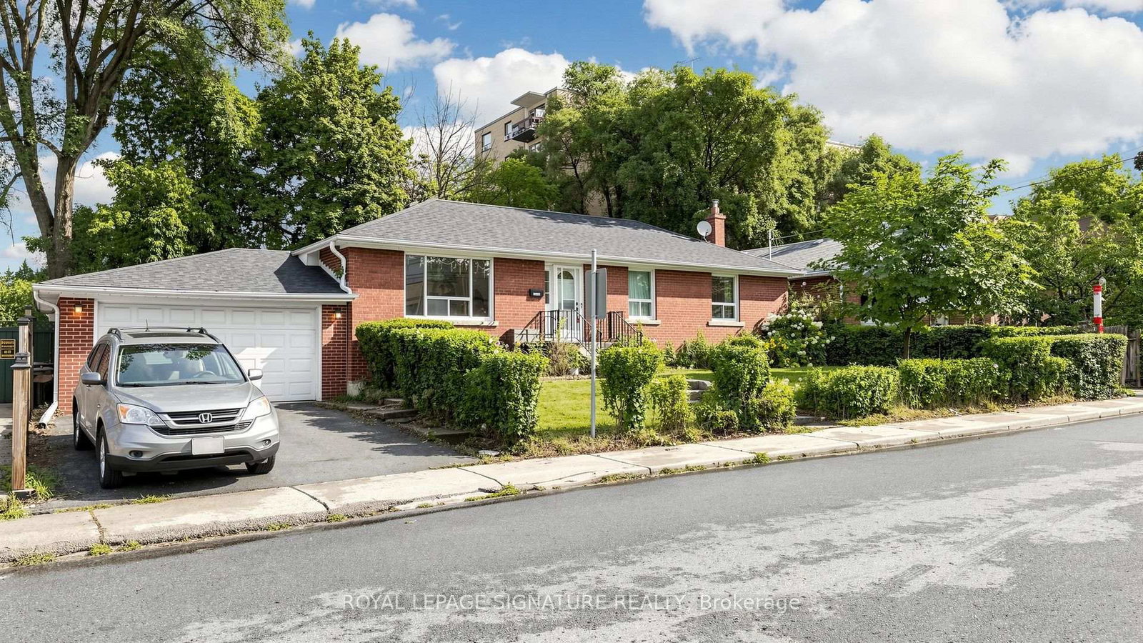 256-ferris-road-toronto-east-york-ontario-e13810224