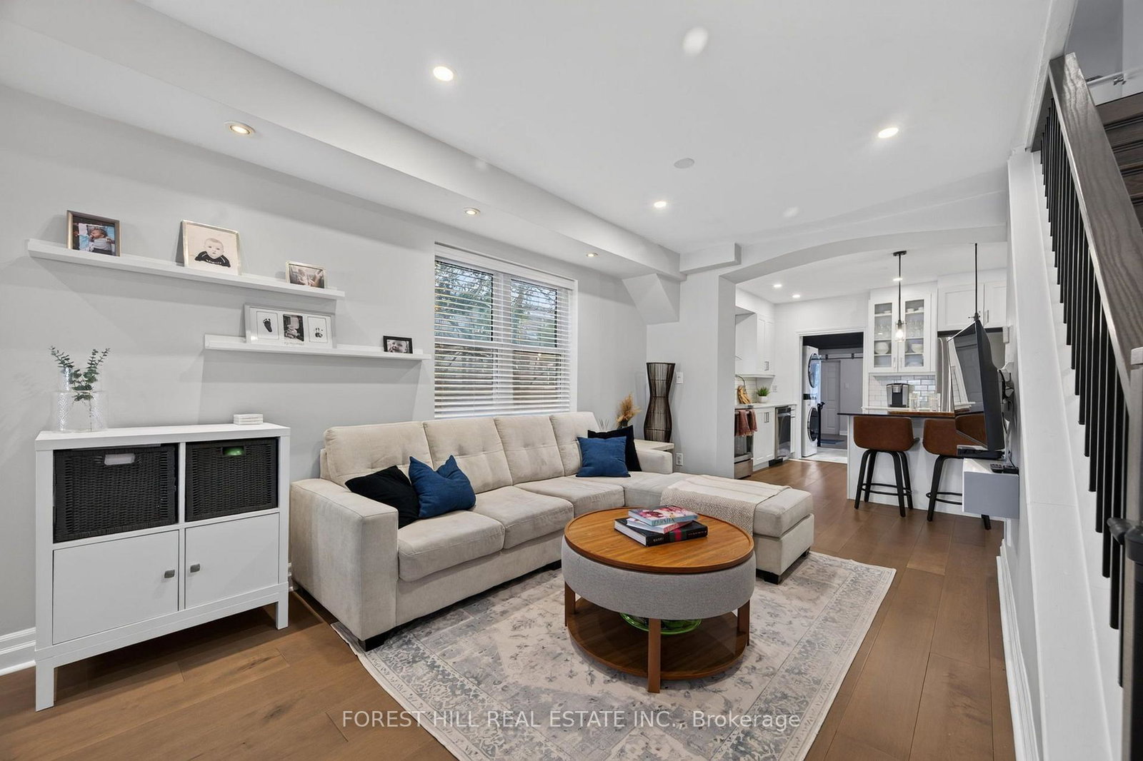 1040-woodbine-avenue-toronto-east-york-ontario-e13810248
