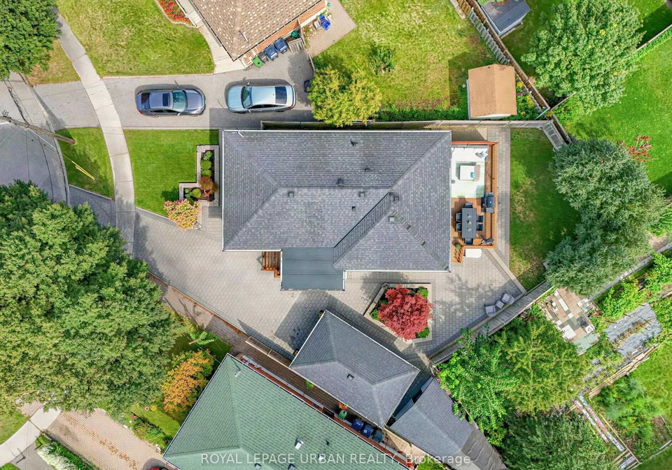 15-samya-court-toronto-scarborough-ontario-e13810532