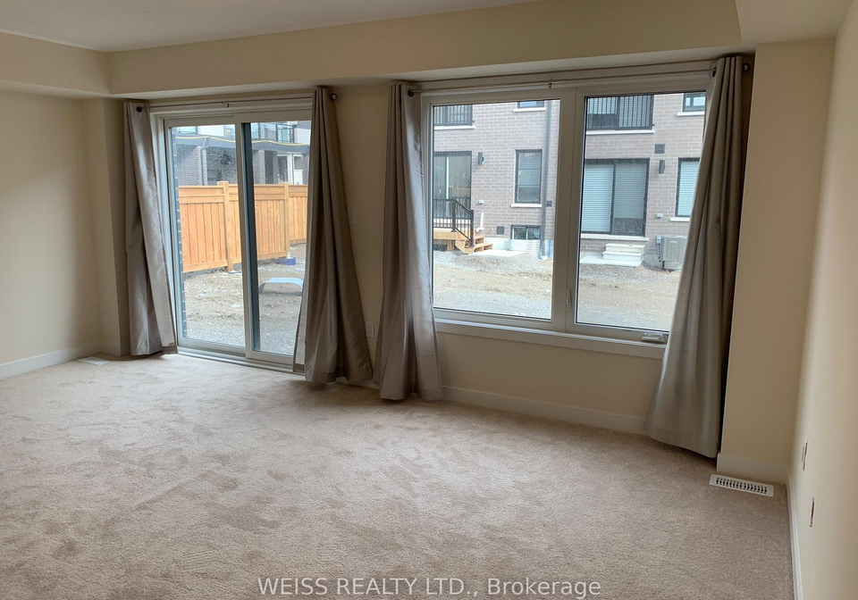 1604-moonbeam-glen-pickering-ontario-e13810546
