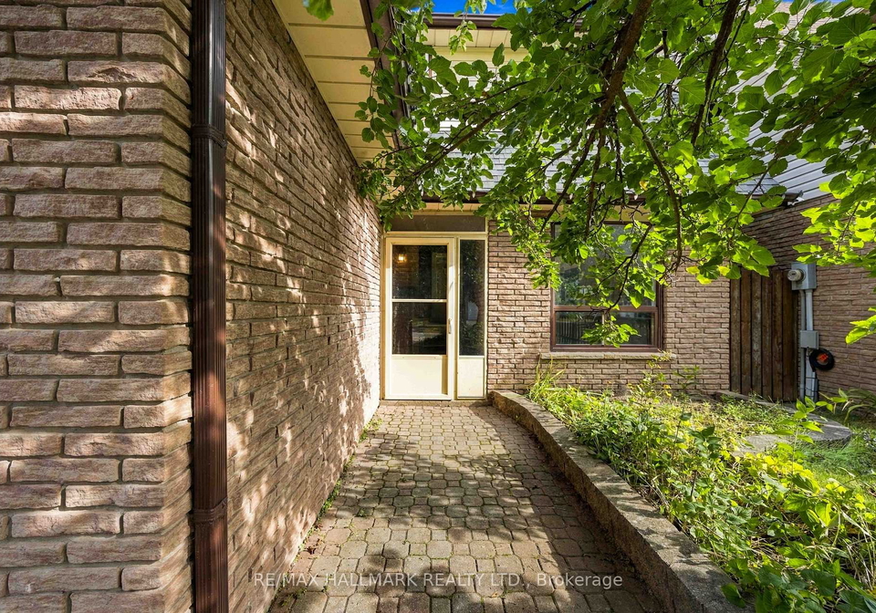 516-creekview-circle-pickering-ontario-e13811188