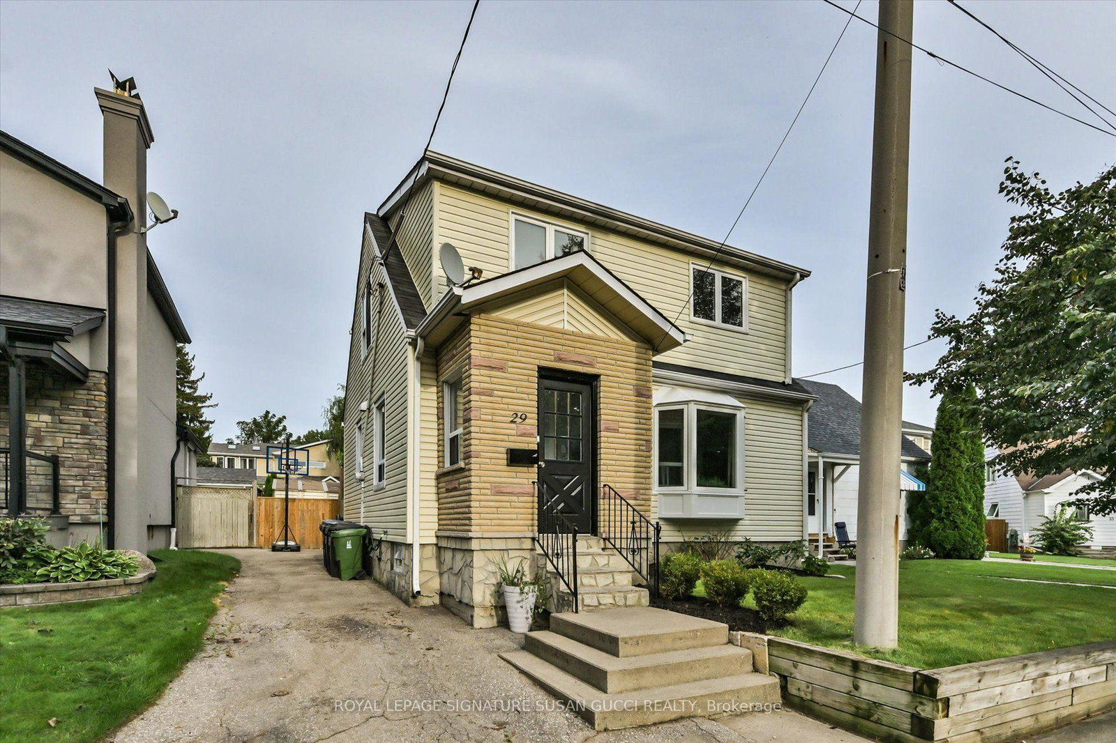 29-topham-road-toronto-east-york-ontario-e13811230