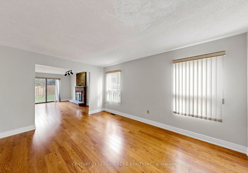 92-erickson-drive-whitby-ontario-e13811424