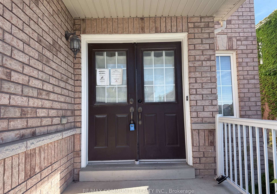 3-baycliffe-drive-whitby-ontario-e13811796